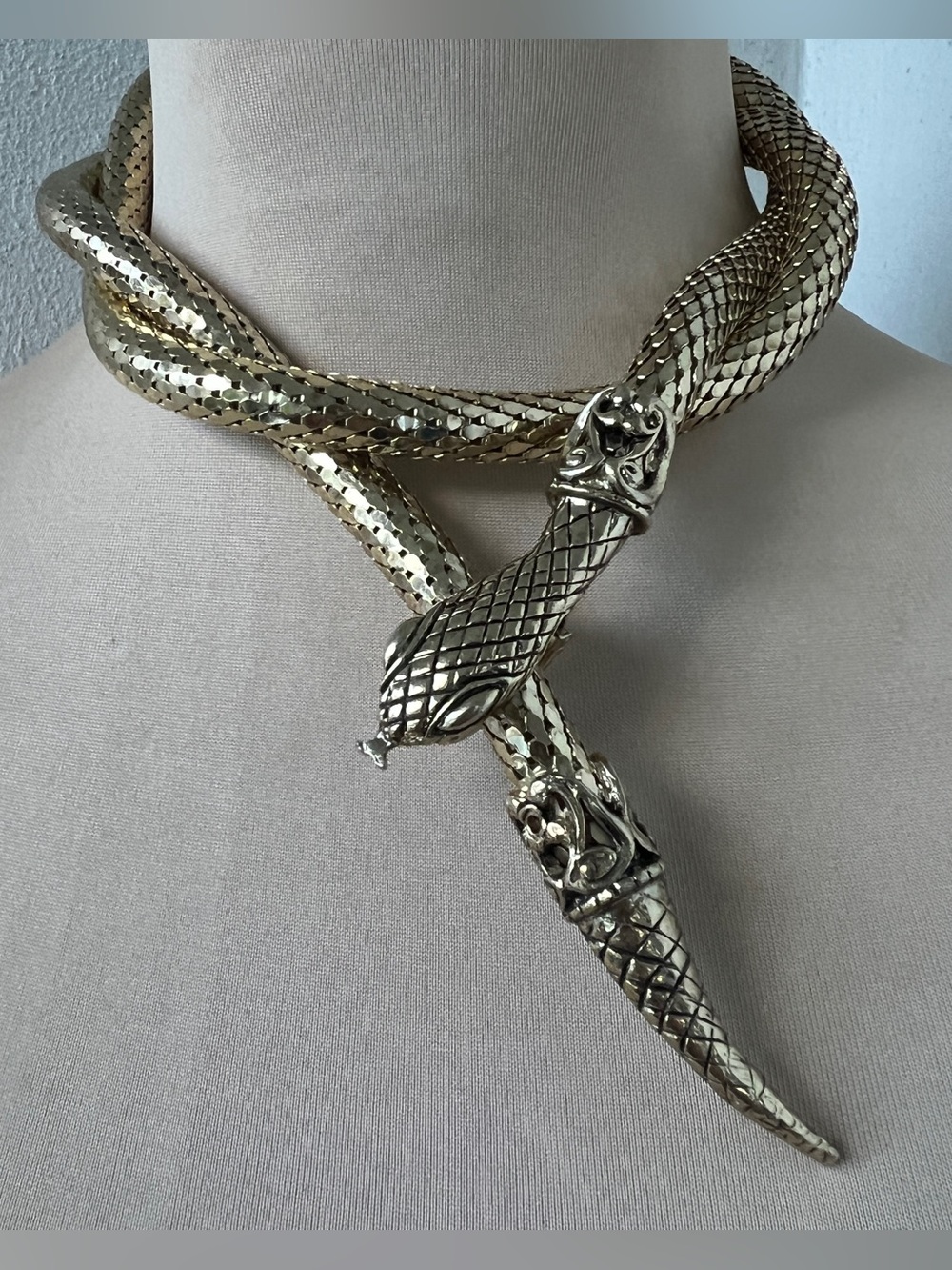 Whiting & Davis Signed Mesh Snake Belt Necklace 🐍 Mint! Vtg Lariat in Gold 40”